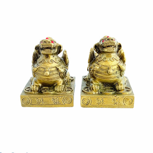 42MM x 75MM x 50MM BRONZE PI YAO STATUE