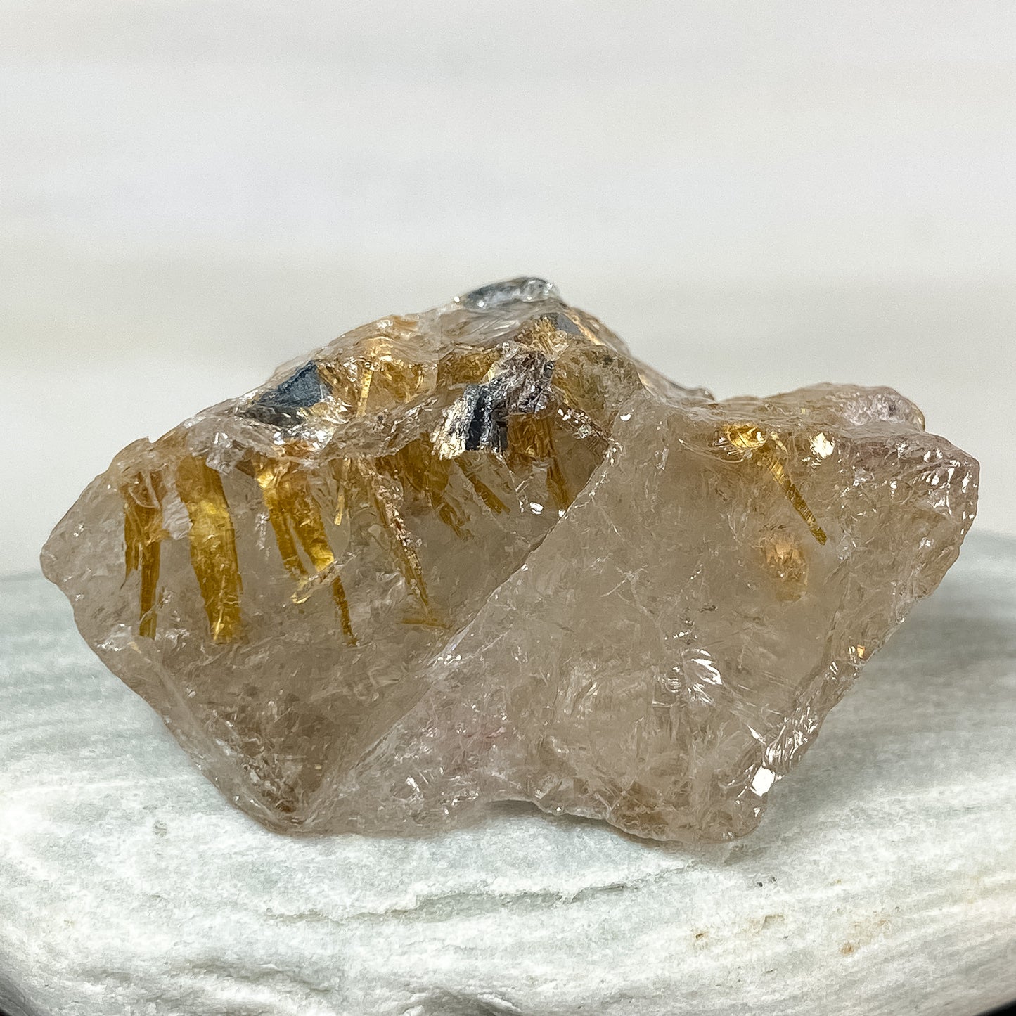 22 X 36 X 17MM GOLD RUTILATED RAW TUMBLE
