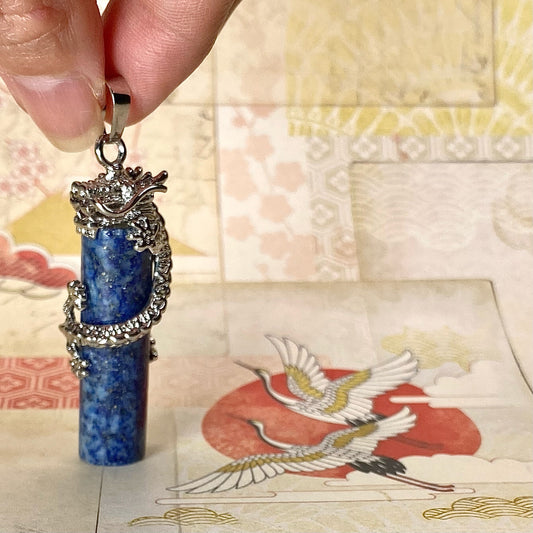 40MM LAPIS LAZULI WITH METAL ALLOY DRAGON PENDANT