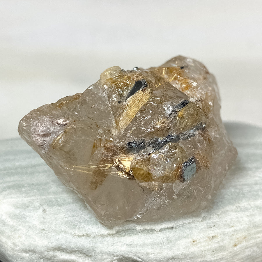 24 X 33 X 16MM GOLD RUTILATED RAW TUMBLE