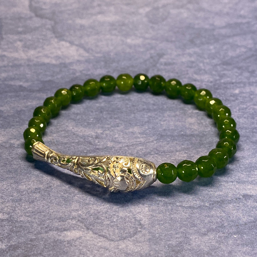 GREEN TAIWANESE JADE WITH 925 SILVER FISH BRACELET