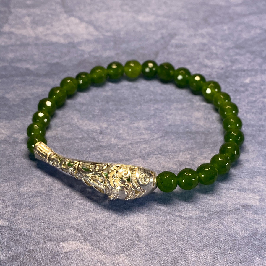 GREEN TAIWANESE JADE WITH 925 SILVER FISH BRACELET