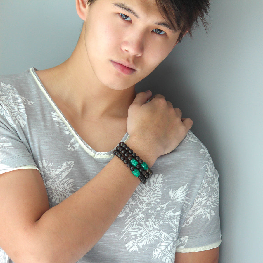 handmade Wooden mensbracelet with Malachite