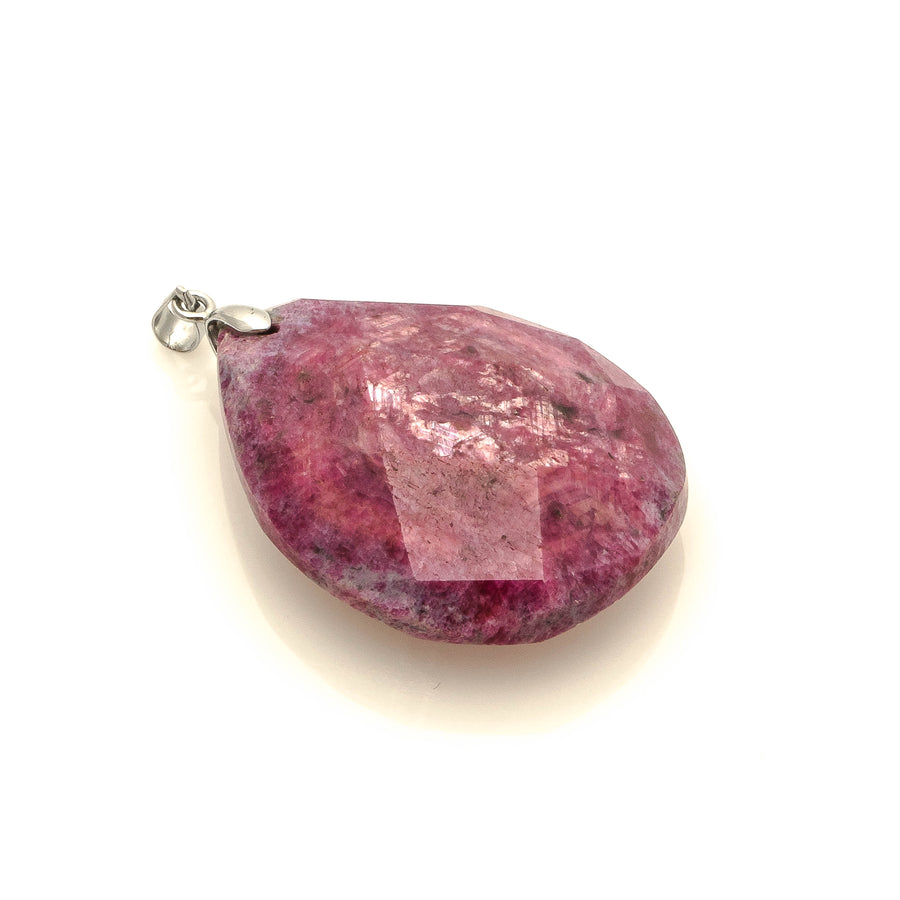 33 x 43 MM FACETED RUBY ZOSITE TEARDROP PENDANT