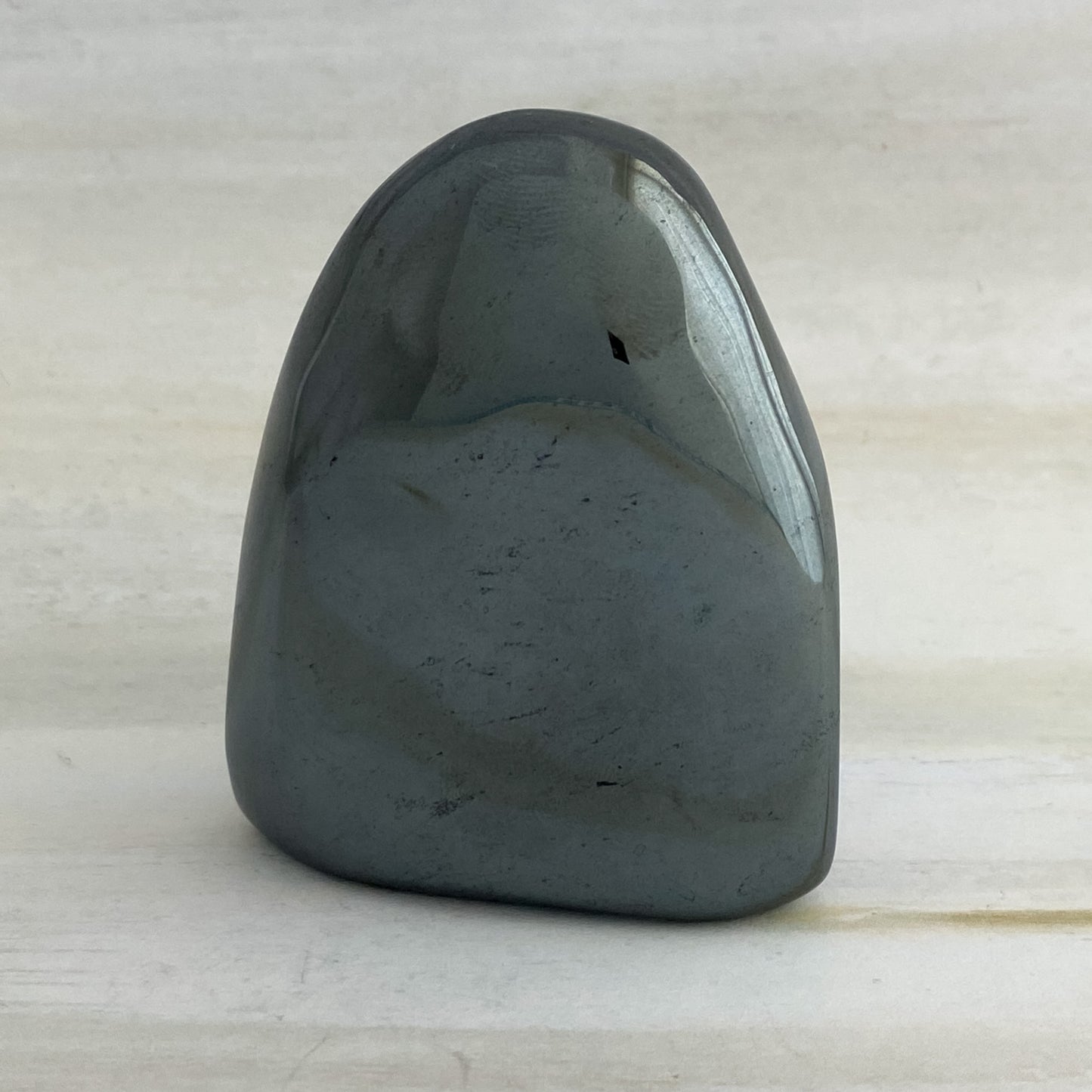 57 X 45 X 24MM  HEMATITE HANDHELD POLISHED TUMBLE