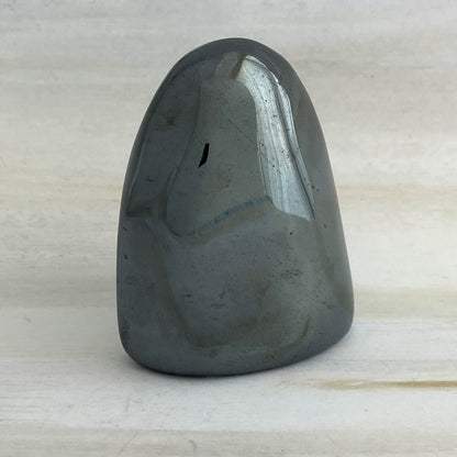 57 X 45 X 24MM  HEMATITE HANDHELD POLISHED TUMBLE