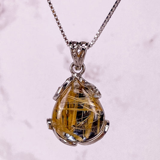 18 X 16MM GOLD RUTILATED QUARTZ PENDANT FOR WEALTH