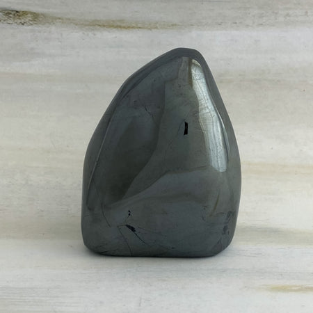 57 X 44 X 25 MM HEMATITE HANDHELD POLISHED TUMBLE