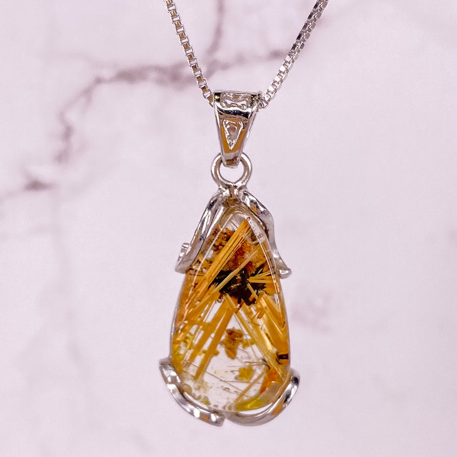 23 X 13MM GOLD RUTILATED QUARTZ PENDANT FOR WEALTH
